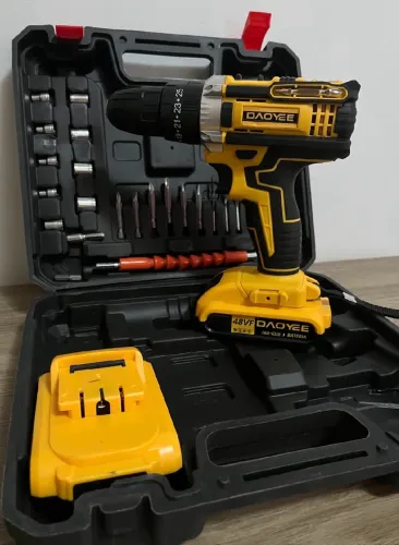 Parafusadeira e furadeira 48V 2 baterias
