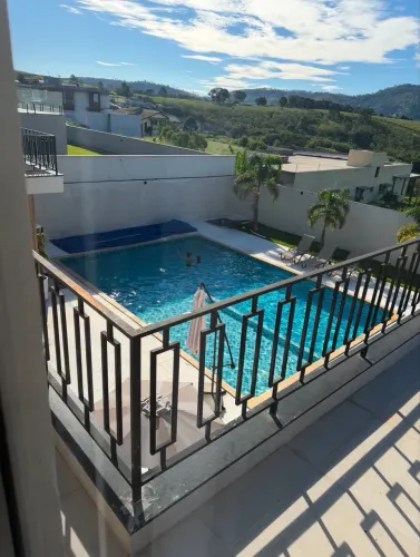 Vendo casa alto padrão
