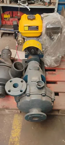 Bomba de irrigacao 2 estagios
