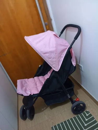 Carrinho de bebê Voyage delta rosa