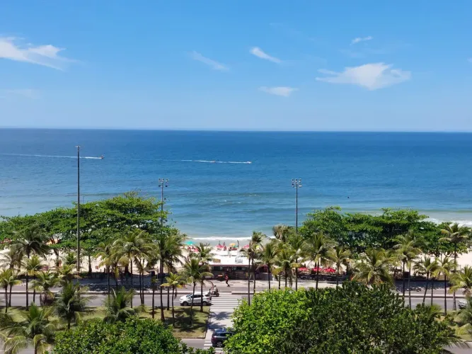 CONDOMÍNIO BARRAMARES APARTAMENTO DUPLEX - ANDAR ALTO - SOL MANHÃ -VISTA ESPETACULAR FRONT