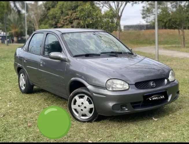 Chevrolet Corsa Sedan Super Milenium 1.0 MPFI 16V 2001