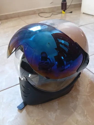 Vendo capacete novo