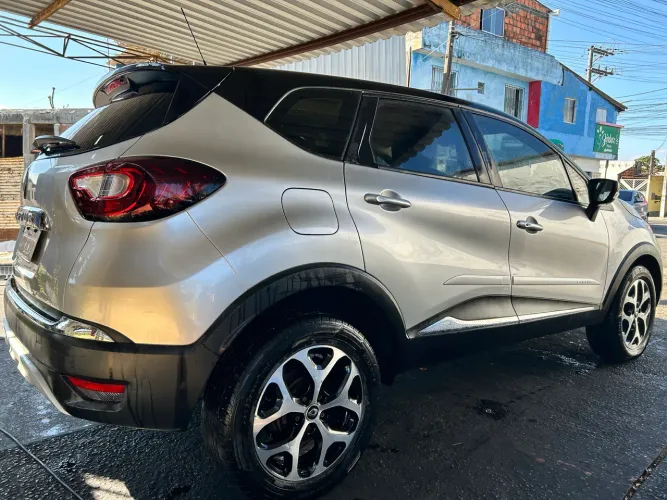 Renault Captur Intense 1.6 16V Flex 5P Aut. 2018