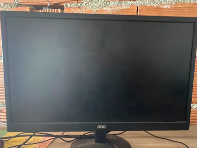 Monitor AOC 21,5? entrada HDMI