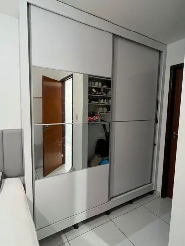 Guarda roupa