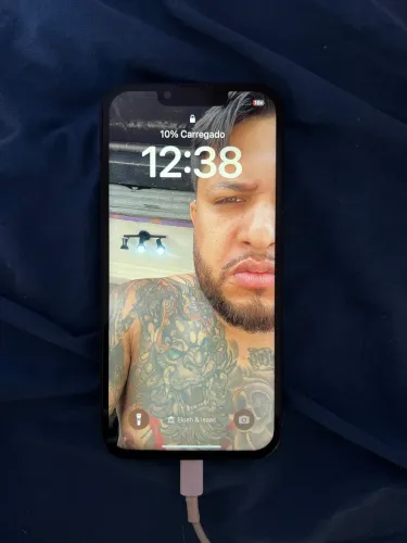 iPhone 13 para uso de peças