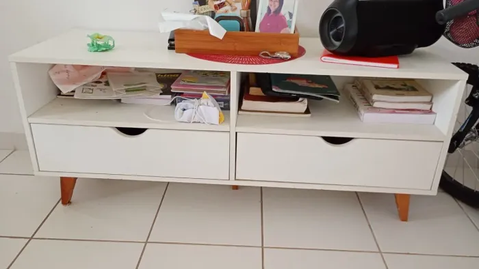 Aparador 100 MDF da Tok stok com duas gavetas dimensões 1,40 x 0,50 x ,0,60 cm