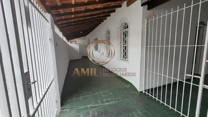 Ra Amil Negócios Imobiliários, Aluga Casa Térrea, 98 m² A/C, 150 m² A/T, 2 Quartos, Sala e