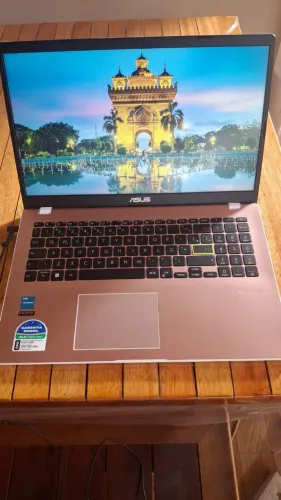 Notebook Asus 116MB 4GB de RAM