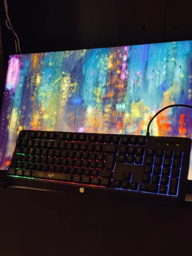 Teclado Gamer USB Full Size com LED
