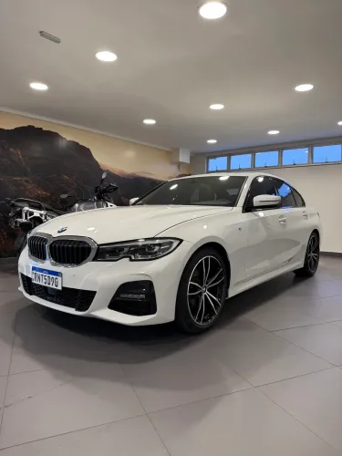 BMW 320I A 2.0 TB M Sport Activeflex 16V 4P 2022