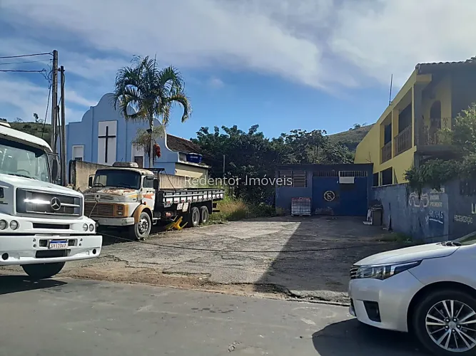 VENDA DE TERRENO EM TRÊS RIOS / RJ