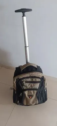 Mochila executiva com rodinhas