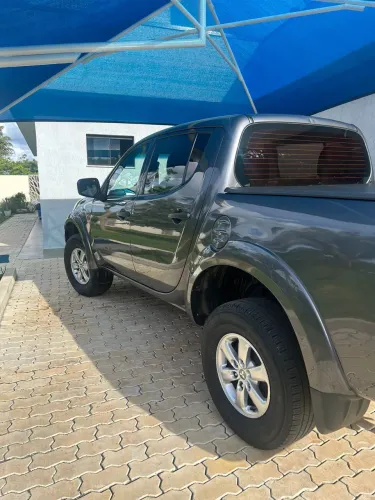 Mitsubishi L200 Triton HLS 2.4 Flex 16V CD Mec. 2015