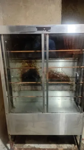 Máquina de assar frango