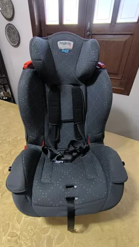 Vendo cadeirinha para carro Burigotto Matrix