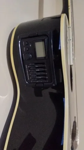 Vendo violão 