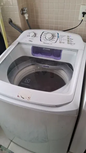 Maquina de lavar roupa