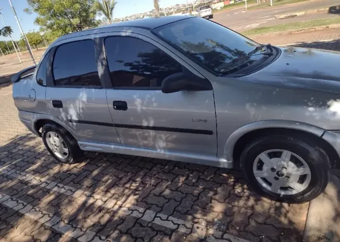 Chevrolet Corsa SED Class.life 1.0/1.0 Flexpower (álcool) 2009
