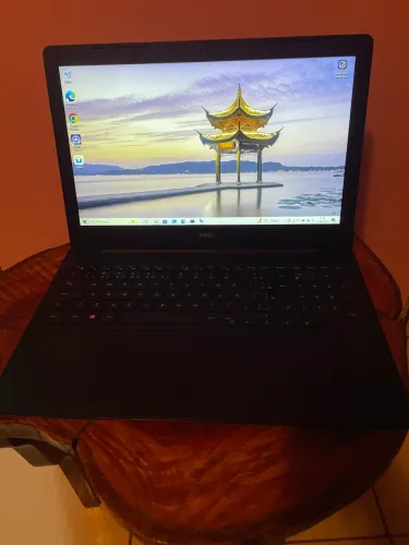 Notebook Dell Inspiron 15 3583 - Intel Pentium Gold 5405U 2.30 GHz