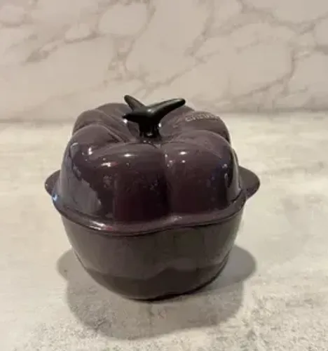 Cocotte Pimentão Roxo Le Creuset
