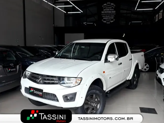Mitsubishi L200 Triton GLX 3.2 CD TB Int.diesel MEC 2015