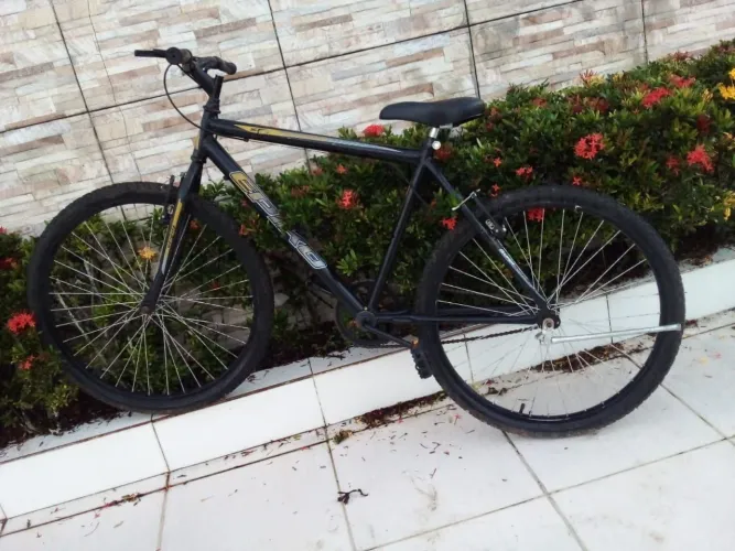 Vendo bicicleta aro 26 nova ganhei de presente não tenho tempo para pedalar