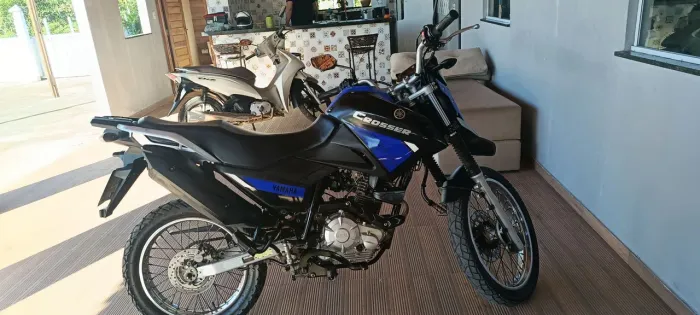 Crosser z 2023