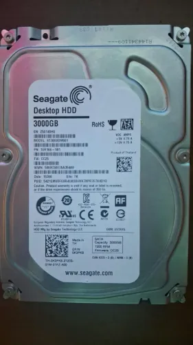 Vendo HD Sata 3TB Seagate ST-3000DM001