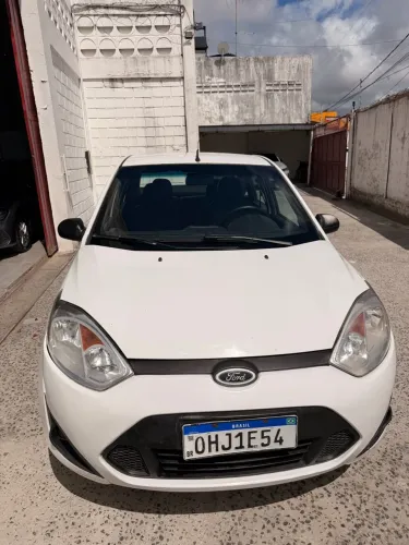 Ford Fiesta Sedan SE 1.6 8V Flex 4P 2014
