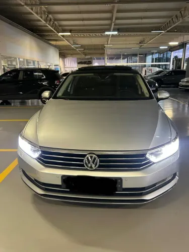 Volkswagen Passat Highline 2.0 TSI 220cv Tip. 2018