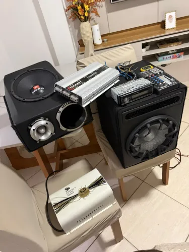 Som automotivo completo