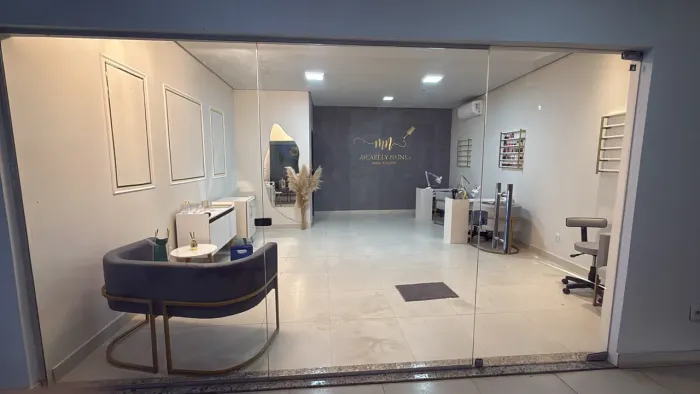 OPORTUNIDADE INCRÍVEL PARA MANICURE !