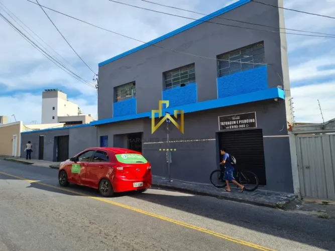 Excelente oportunidade no Bairro Pompéia, Casa comercial com uma localização privilegiada!