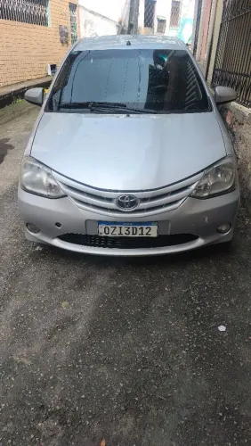 Toyota Etios XS Sedan 1.5 Flex 16V 4P Mec. 2014