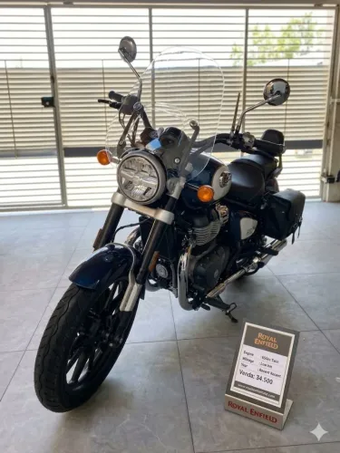 Royal Enfield Super Meteor 650 Celestial 2025 - Apenas 1.922 km (Mogi das Cruzes)