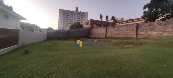 Terreno à venda, 542 m² por R$ 1.100.000,00 - Vila Emília - Maringá/PR