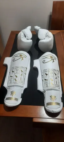 EQUIPAMENTO PARA MUHAY THAI