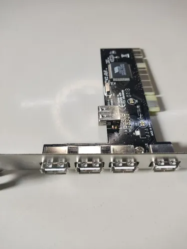Placa PCI Controladora USB 2.0 - 5 Portas (4 Externas + 1 Interna)