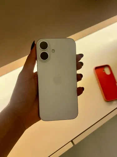 iPhone 16 128gb 