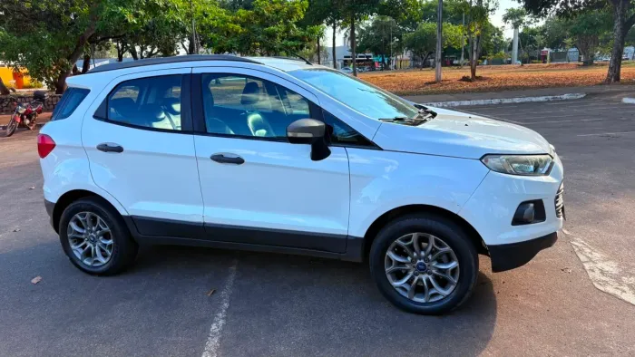 Ford Ecosport Freestyle 1.6 16V Flex 5P 2014