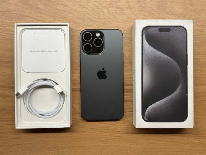 iPhone 15 Pro Max 512 Preto Titanium
