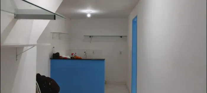 Aluga-se kitnet em Pau da Lima