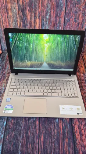 Notebook Asus Vivobook 15 i3 SSD Windows Novinho