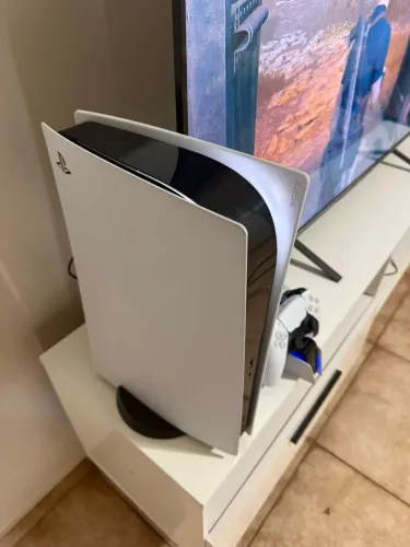 PS5 C/ LEITOR DISCO