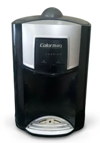 Vendo Purificador Refrigerado Colormaq Premium 127V.