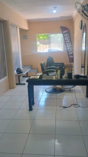 Alugo cadeira para barbeiro