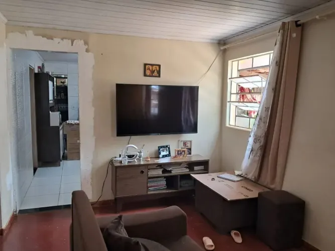 Casa em Formosa Goiás- Av.Engenheiro Flávio Dias, Quadra 68