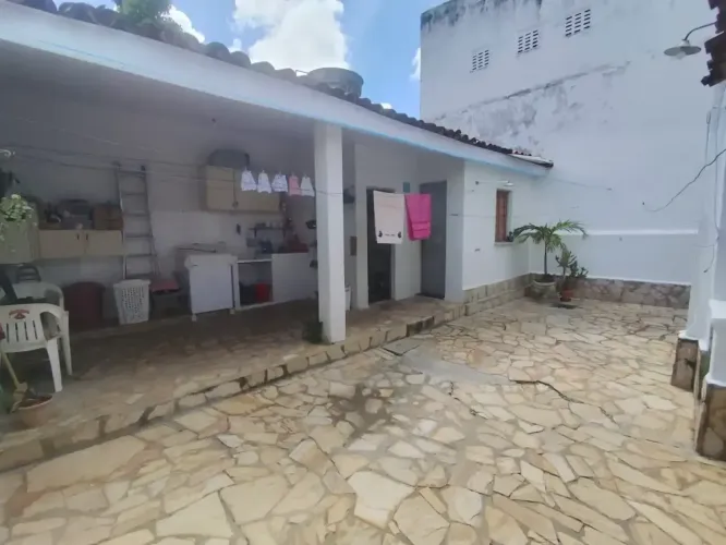 Casa Ampla com 6 Quartos Bairro Cirurgia Aracaju